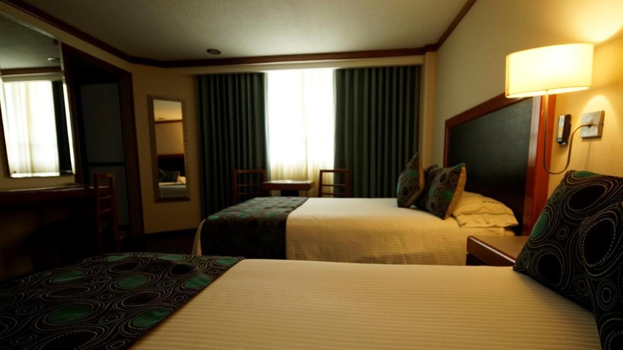 Hotel Abastos Plaza Мехіко Екстер'єр фото