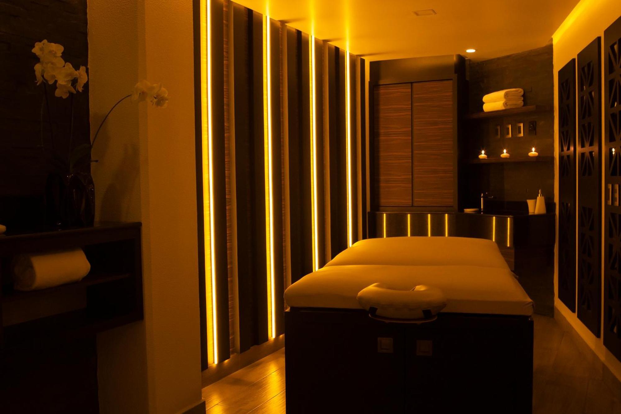 Hotel Abastos Plaza Мехіко Екстер'єр фото