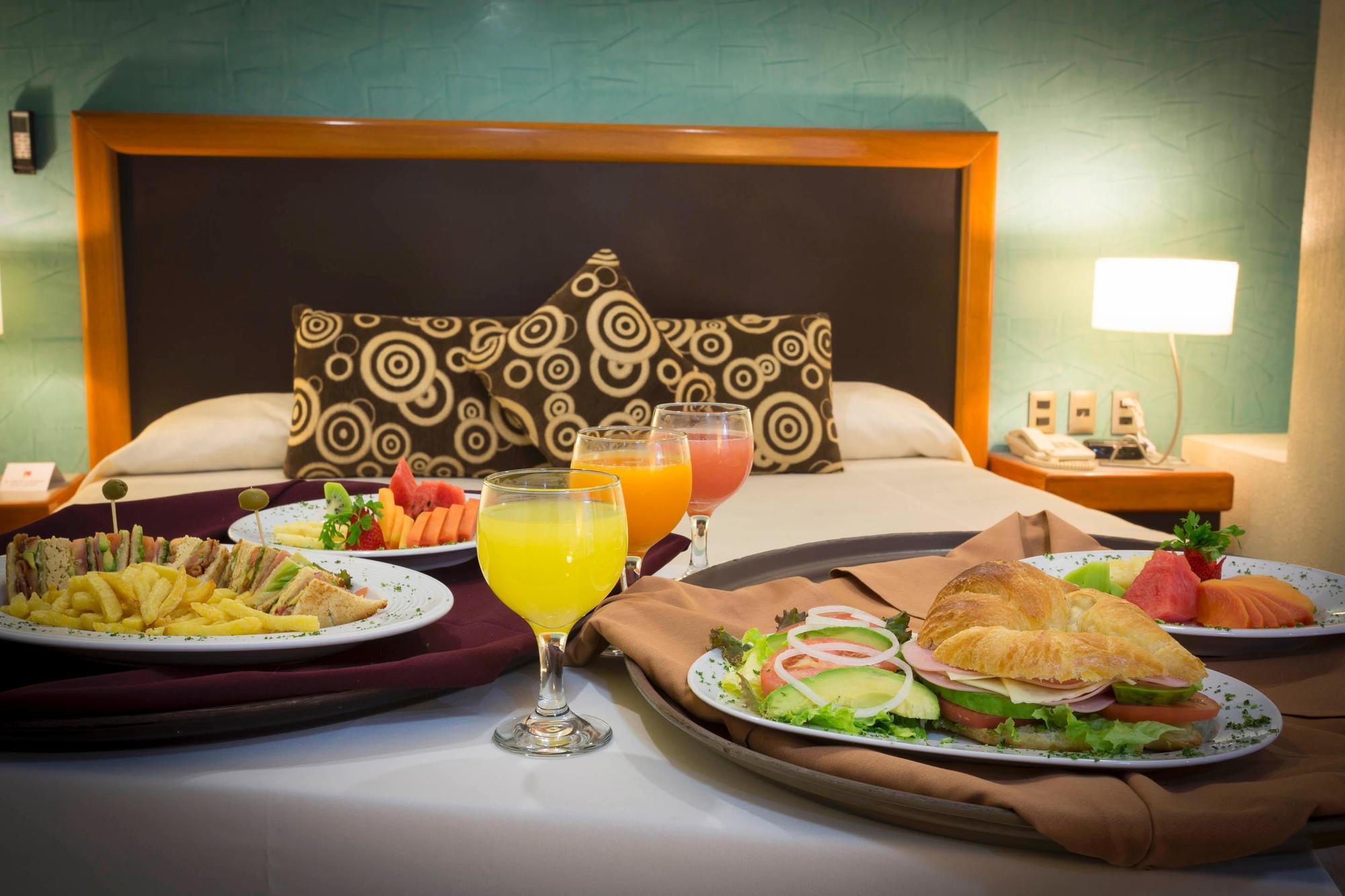 Hotel Abastos Plaza Мехіко Екстер'єр фото