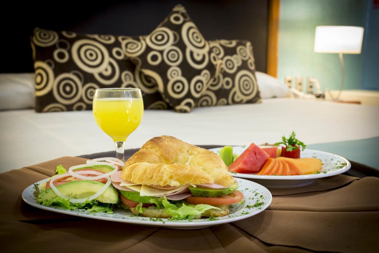 Hotel Abastos Plaza Мехіко Екстер'єр фото