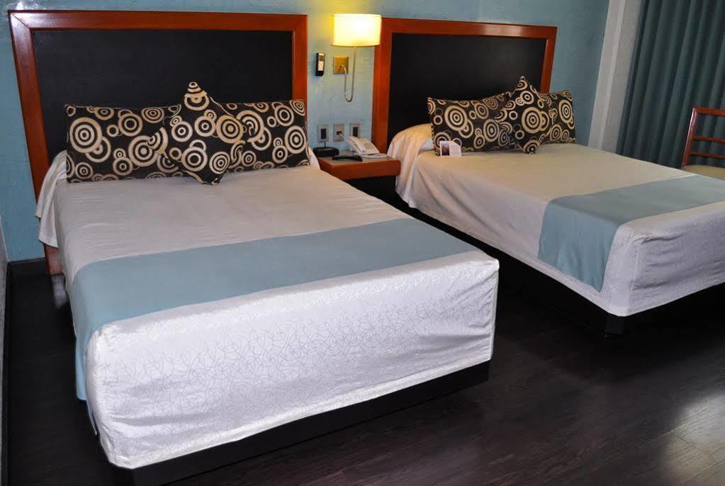 Hotel Abastos Plaza Мехіко Екстер'єр фото